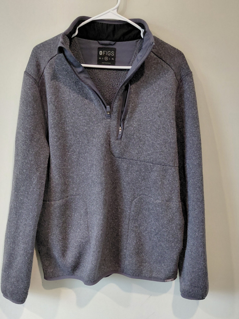 FIGS Men's Dark Gray Zip-Up Pullover